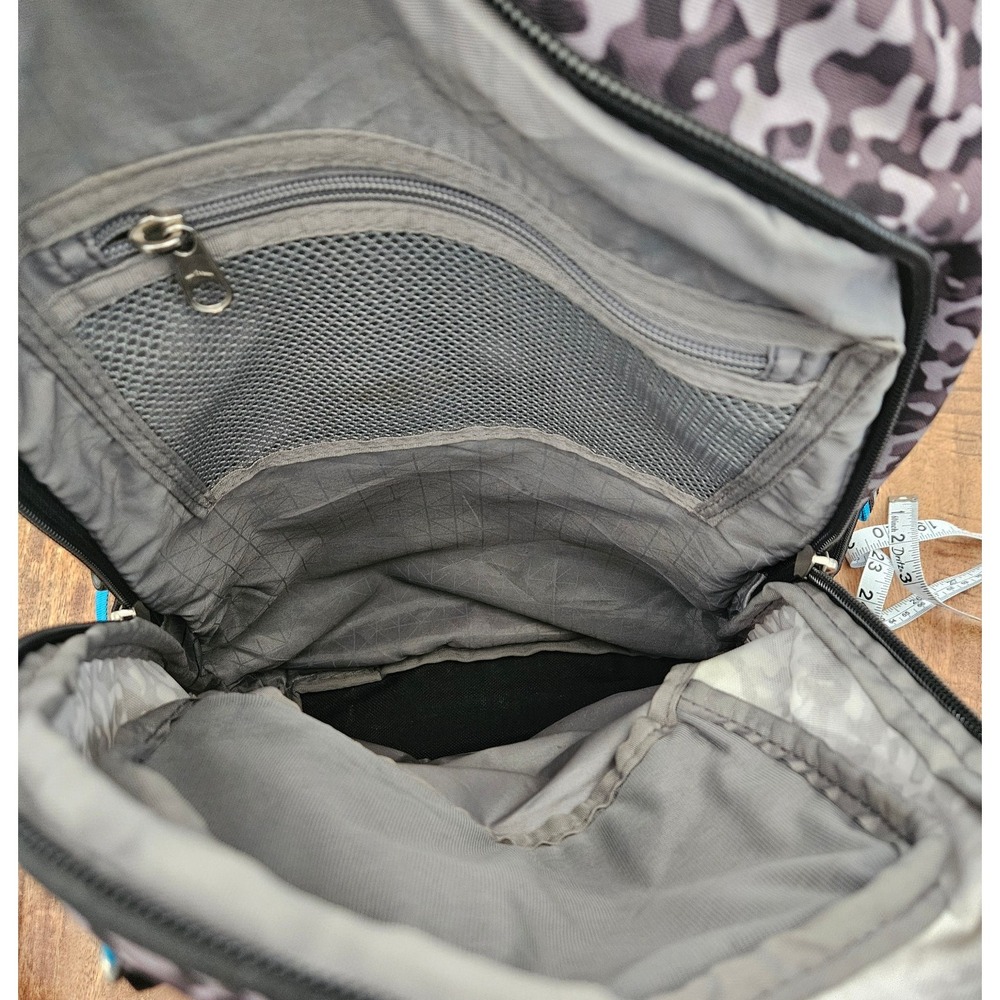 High Sierra RipRap Backpack Camo Adult Book Bag Padded Zip Pockets Travel School - Picture 7 of 9